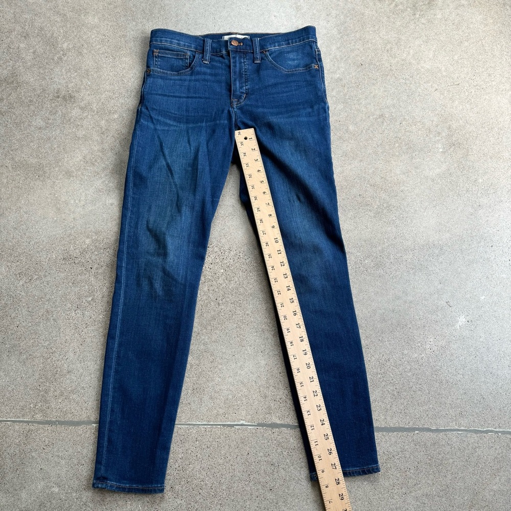 Madewell Sz 28 “ Roadtripper” jeans